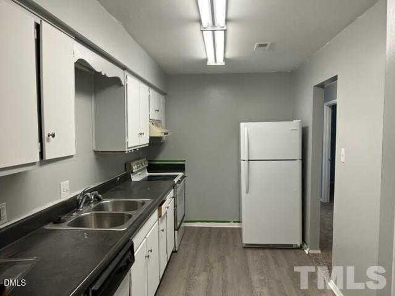 1281 Schaub Dr #I - Photo 2 of 8