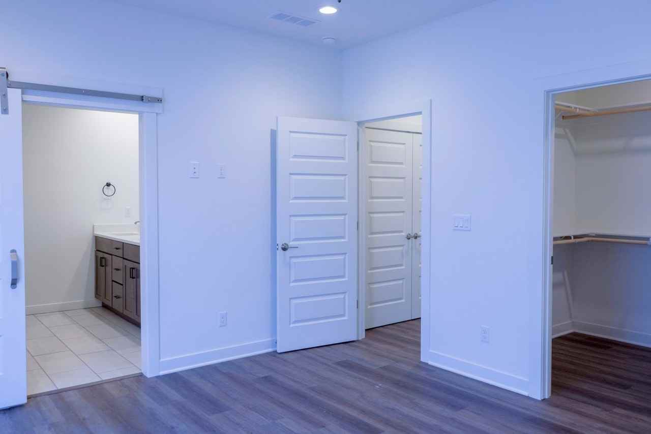 19955 Cornice St - Photo 6 of 12