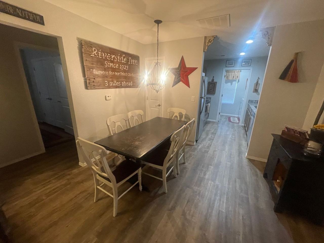 2906 Vineyards Pkwy #2 - Photo 7 of 25