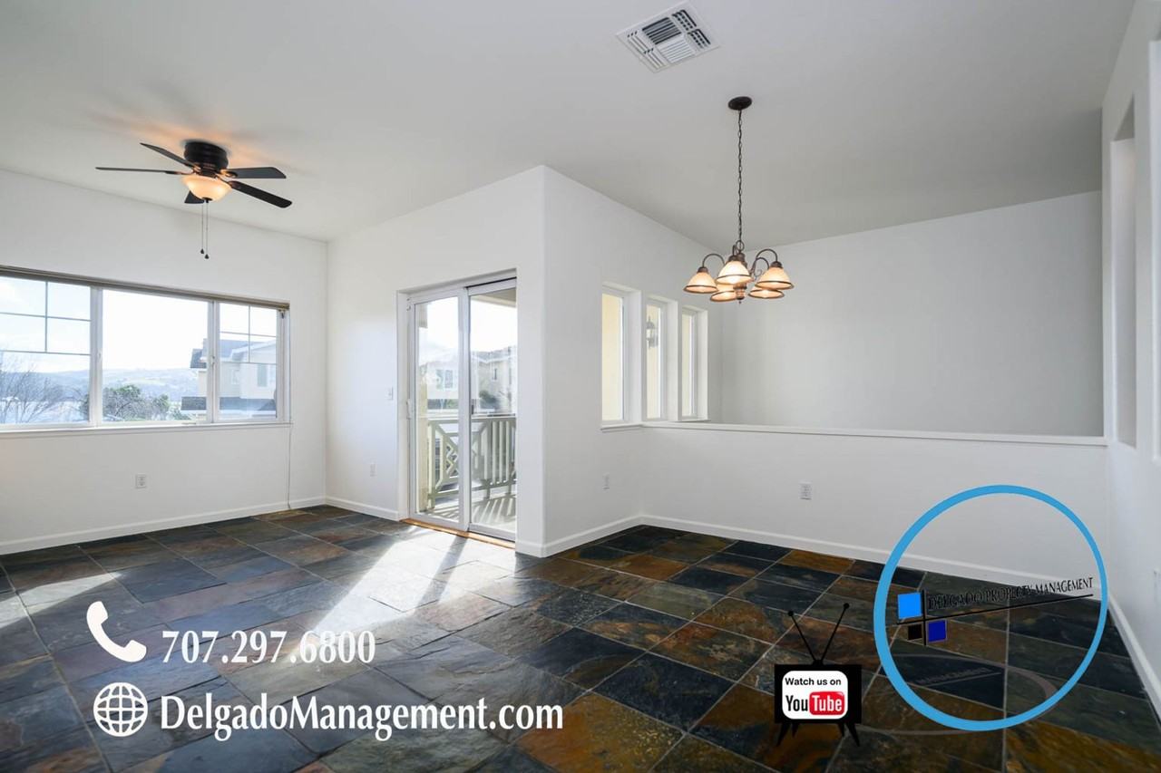 106 Shoal Dr W - Photo 5 of 40