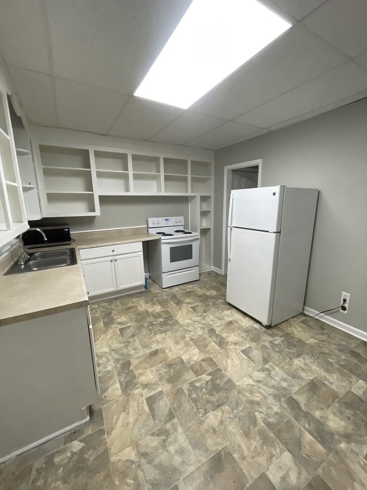 2815 Penbrook Ave #1 - Photo 4 of 6