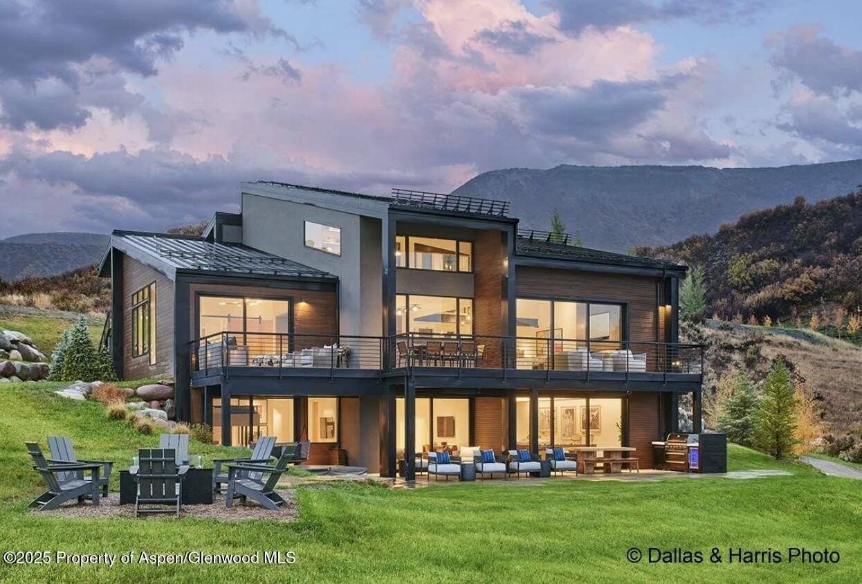 2196 Lazy O Rd - Photo 2 of 50