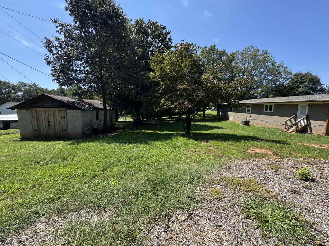 244 Railroad Ave #1 - Photo 3 of 18