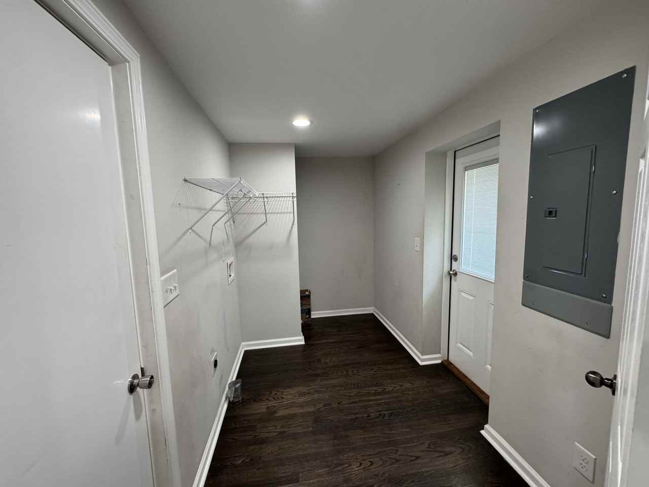 244 Railroad Ave #1 - Photo 6 of 18