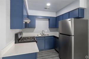 featured image of 1701 N Lewis Ave #2