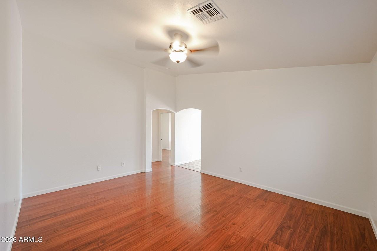 12811 N Palm St - Photo 6 of 42