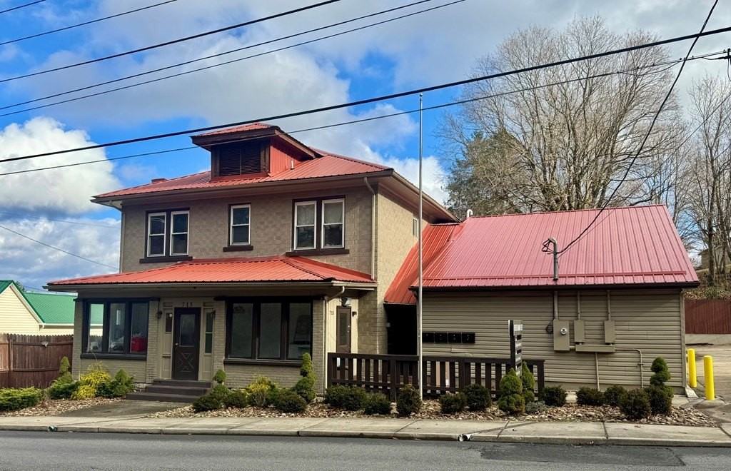 715 N Kanawha St - Photo 2 of 50