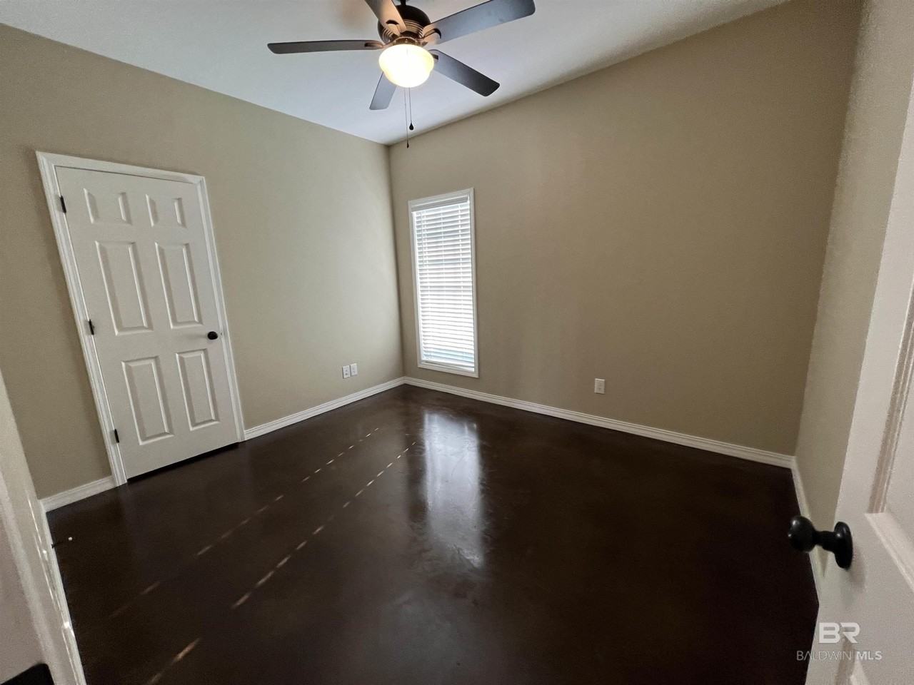 12901 Churchill Dr #B - Photo 5 of 10