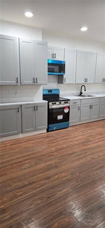 368 Rockaway Pkwy #1 - Photo 3 of 6