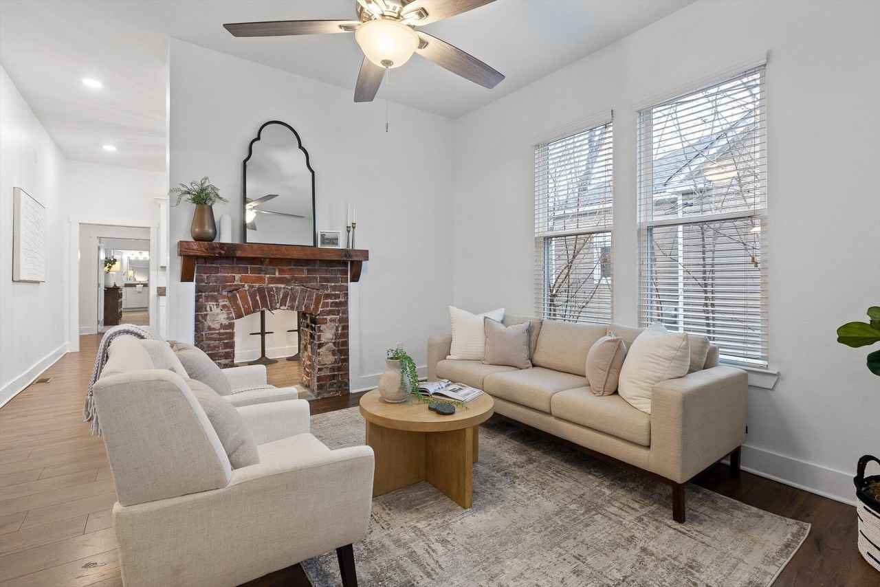 2012 E 12th St - Photo 7 of 37