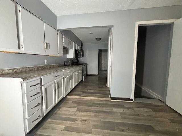 2607 Mcguffey Rd - Photo 3 of 22