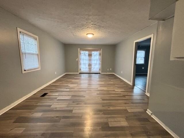 2607 Mcguffey Rd - Photo 6 of 22