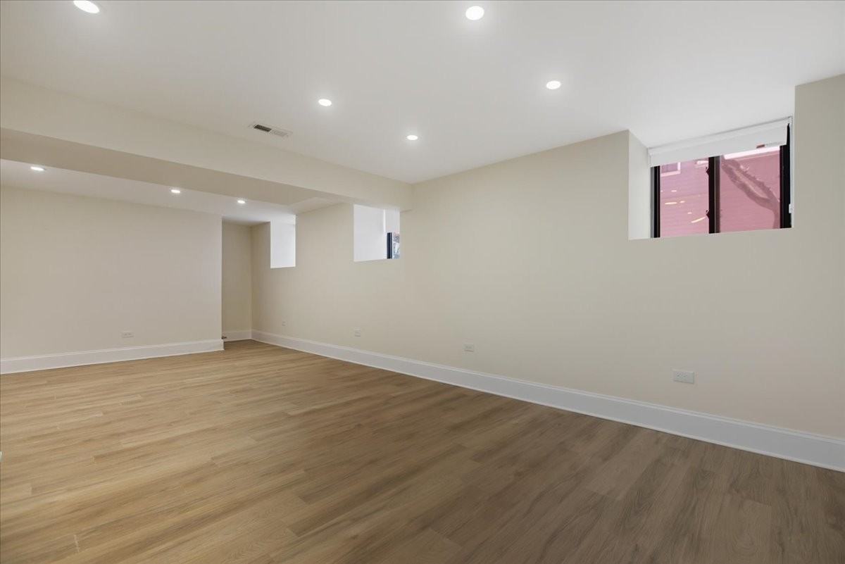 4638 N Hamilton Ave #1 - Photo 7 of 17