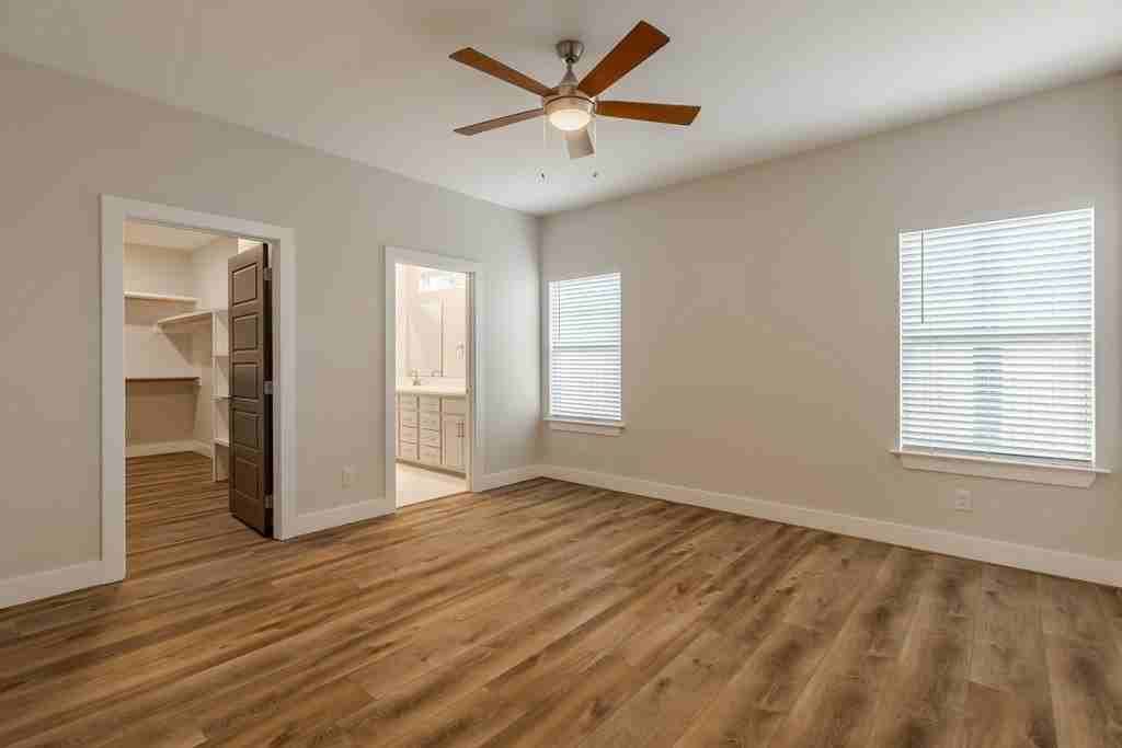 404 W Nimitz St - Photo 5 of 6