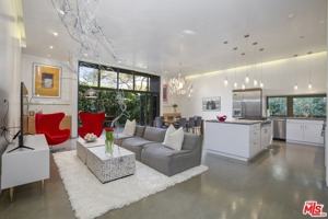 featured image of 1849 Fox Hills Dr Unit Uno #UNO