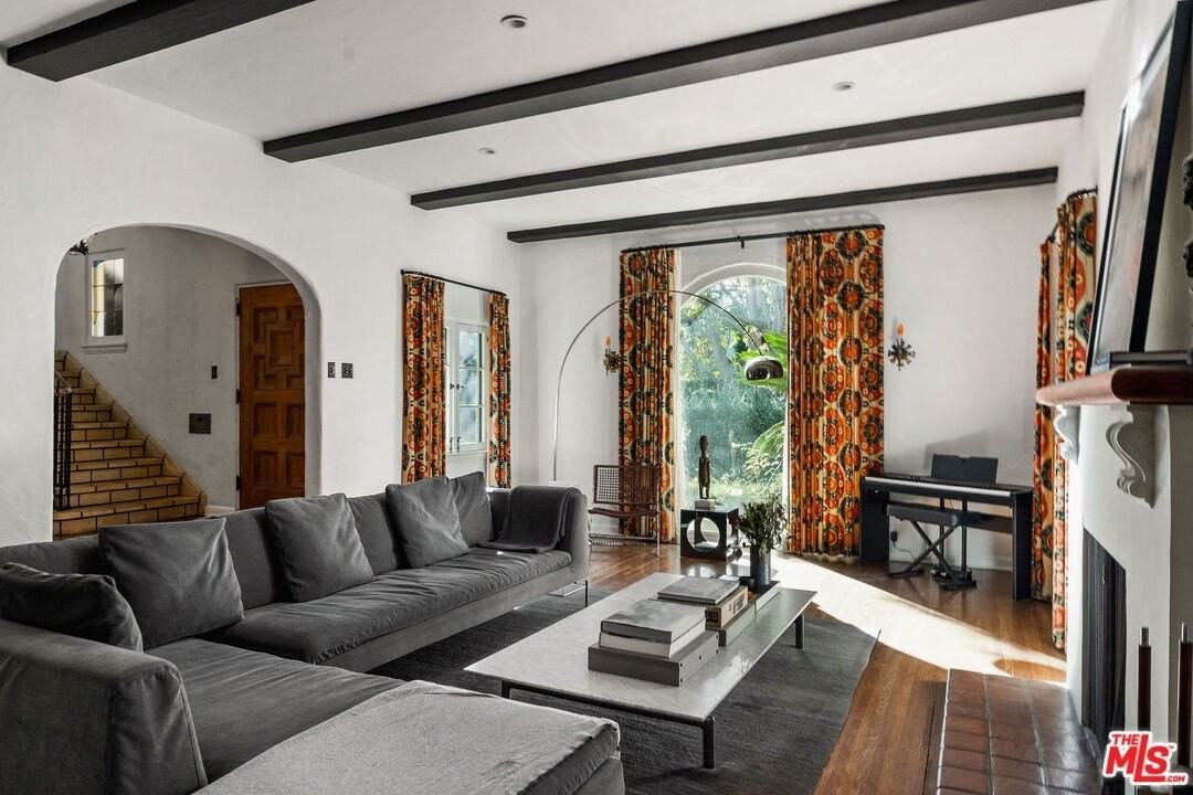 1632 N Orange Grove Ave - Photo 7 of 41