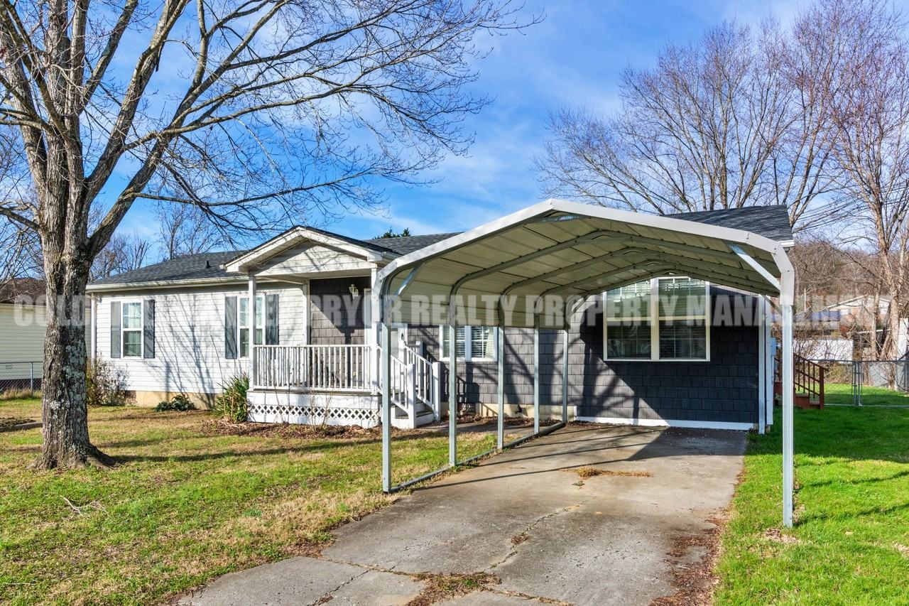 345 Yoakum St #1 - Photo 2 of 32