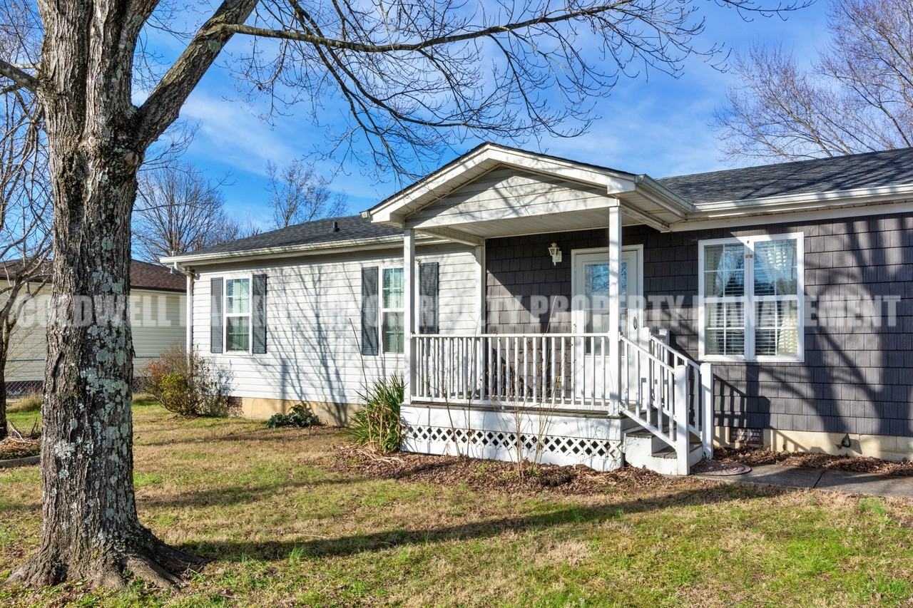 345 Yoakum St #1 - Photo 3 of 32