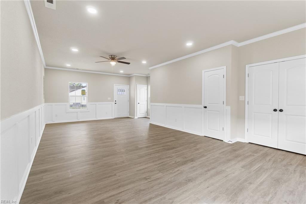2503 Azalea Ave #1 - Photo 3 of 28