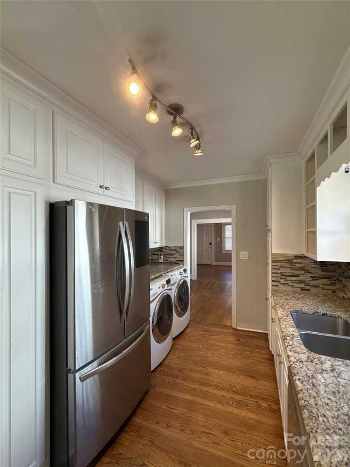 1624 Club Rd - Photo 6 of 17