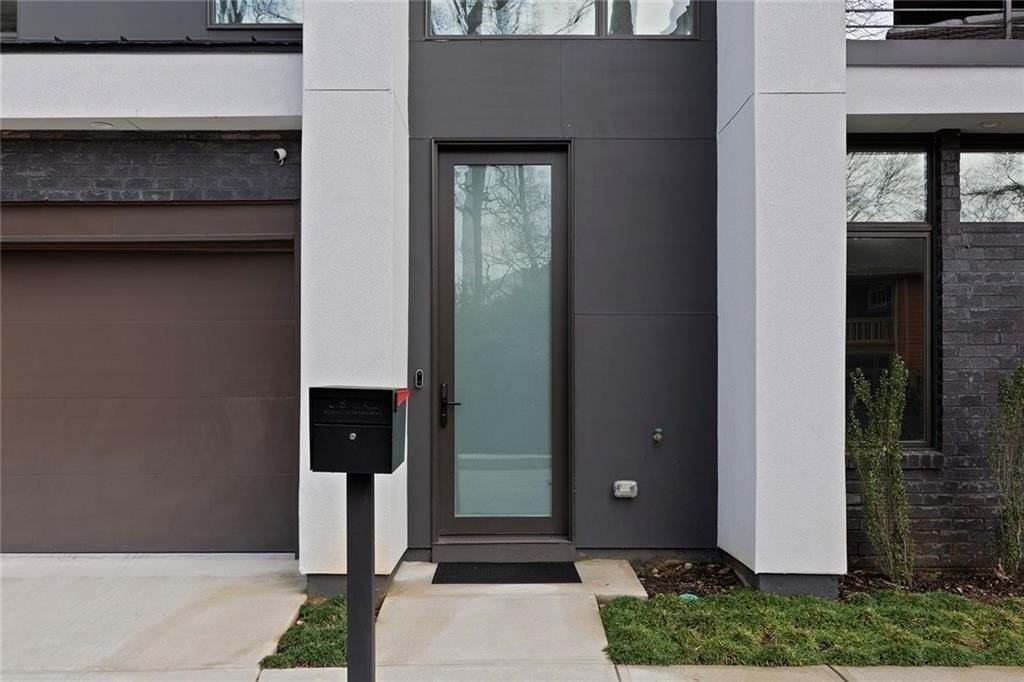 641 Angier Springs Ct Ne - Photo 3 of 44