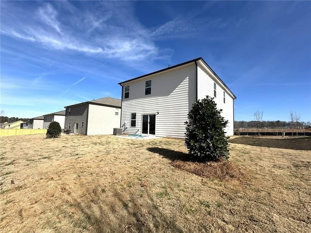 472 Madison Lakeview Dr - Photo 3 of 40