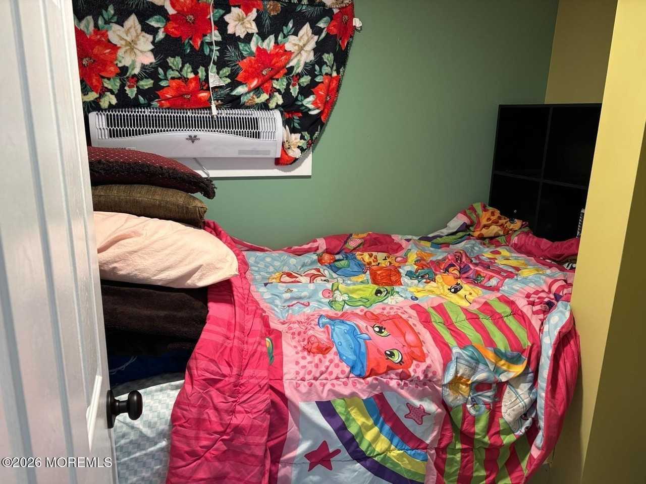 2 Neptune Pl - Photo 5 of 8