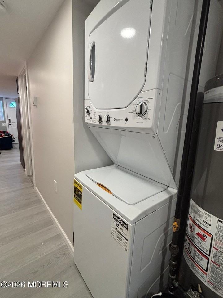 2 Neptune Pl - Photo 7 of 8