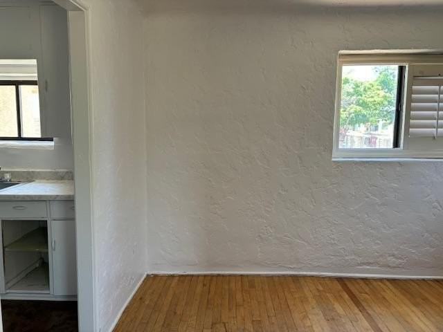 412 N 6th St - Photo 7 of 9