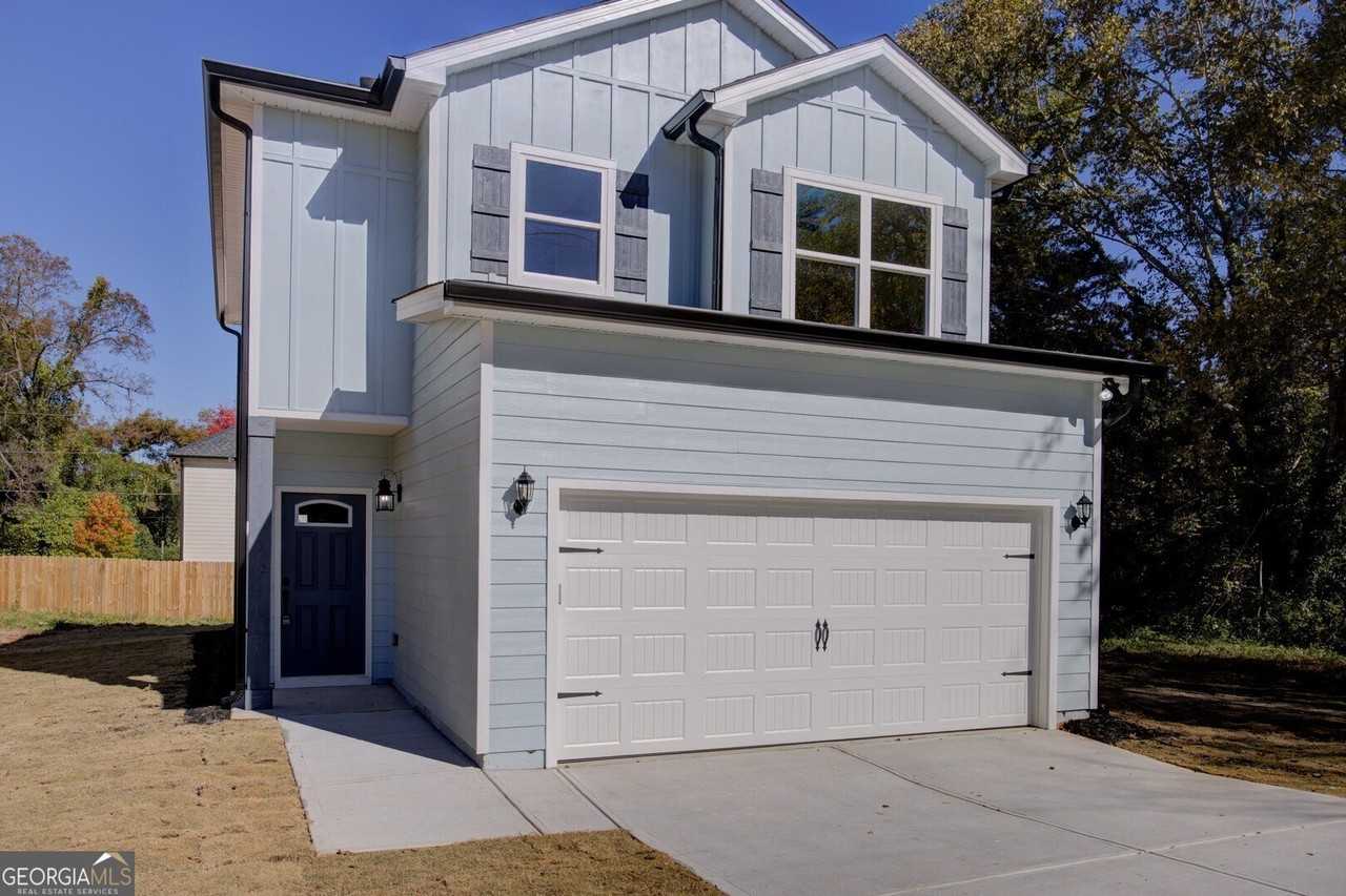 523 E Chappell St - Photo 4 of 33