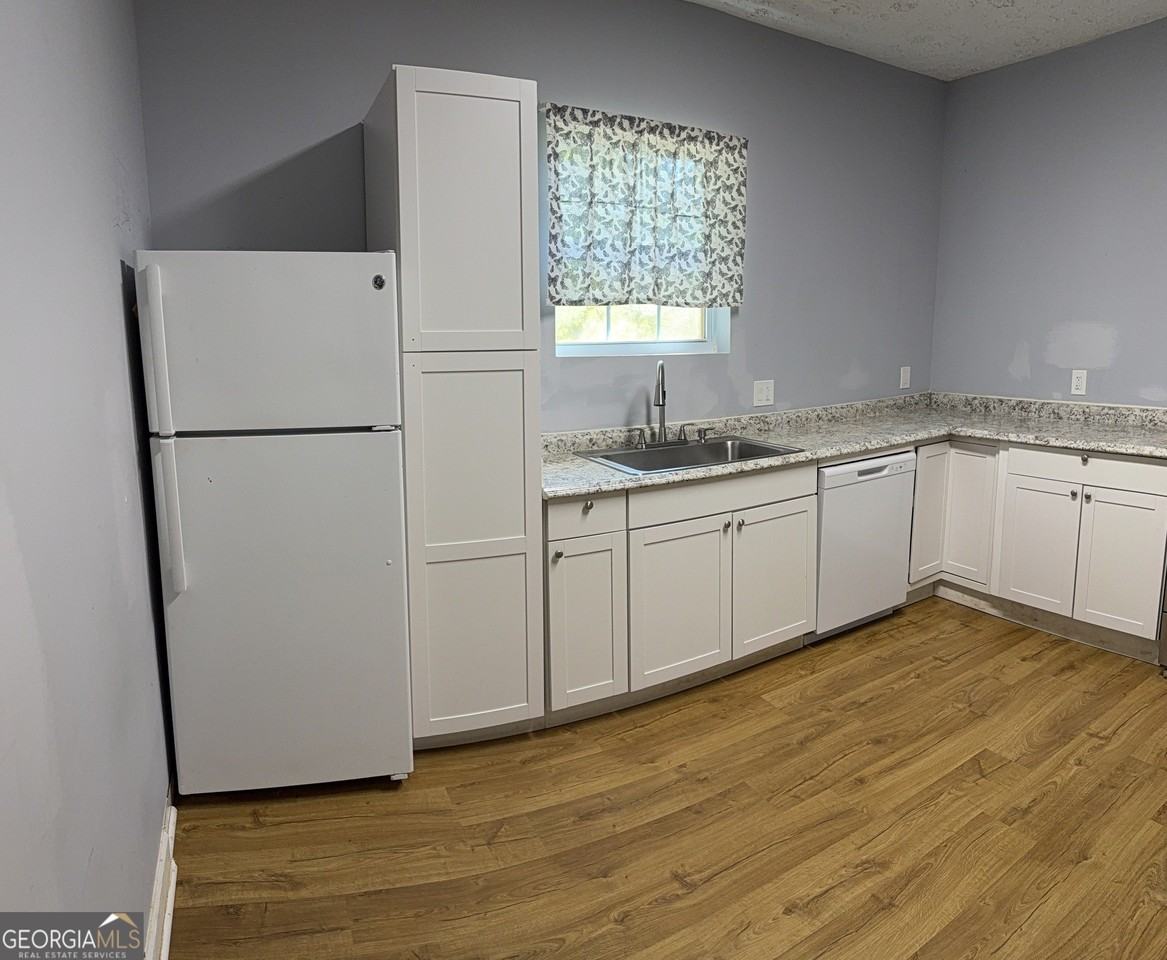 1006 W College Ext - Photo 7 of 18