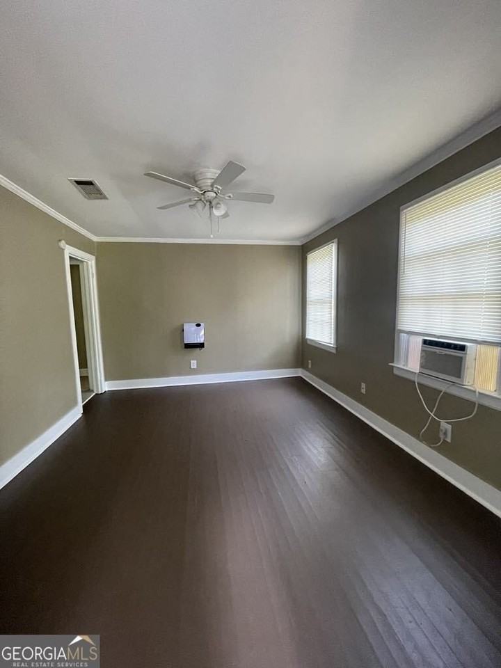 312 Duncan St - Photo 2 of 9