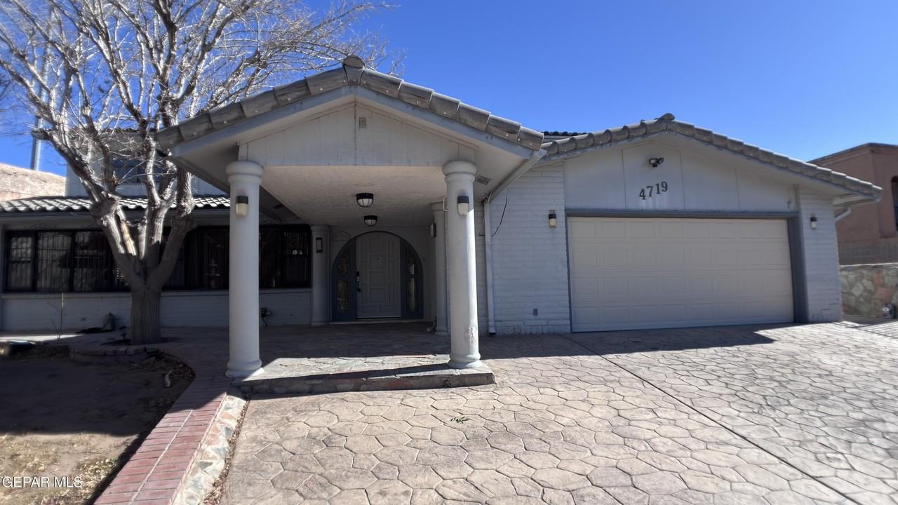 4719 Frankfort Ave - Photo 5 of 50