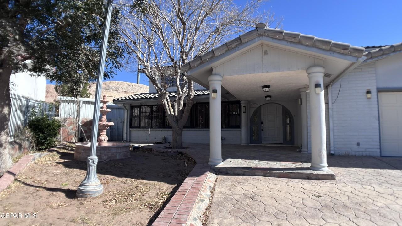 4719 Frankfort Ave - Photo 6 of 50