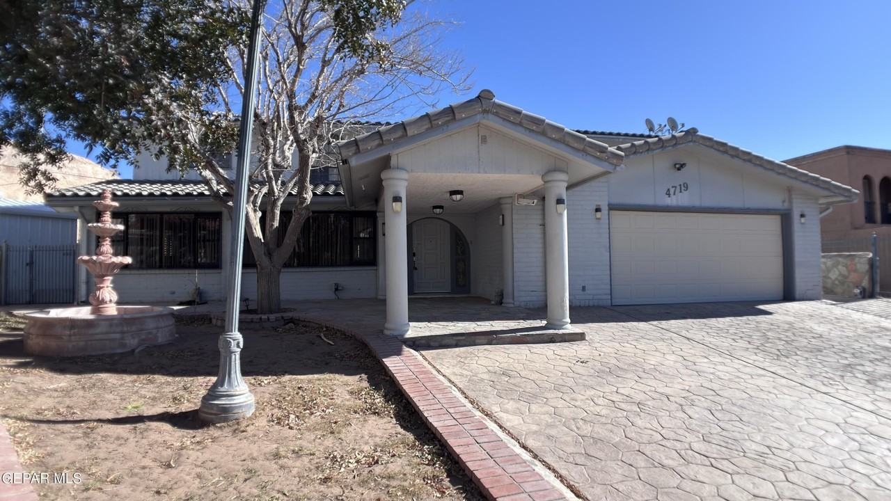 4719 Frankfort Ave - Photo 7 of 50