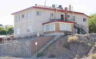 featured image of 419 E Schuster Ave Apt 5 #5