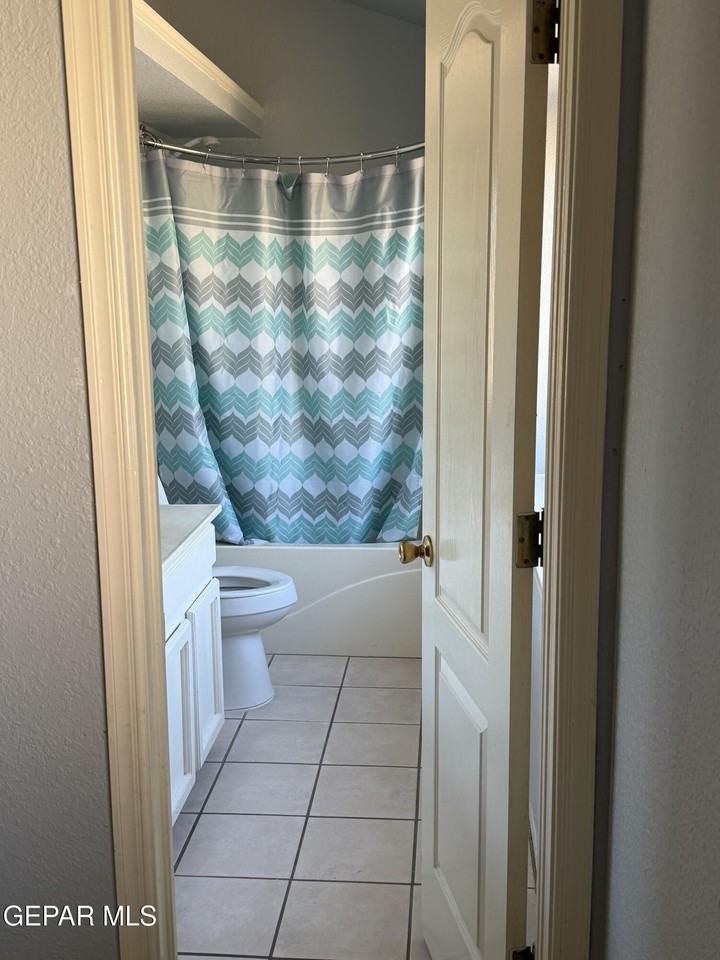 8613 Pilgrimage Cir - Photo 7 of 10