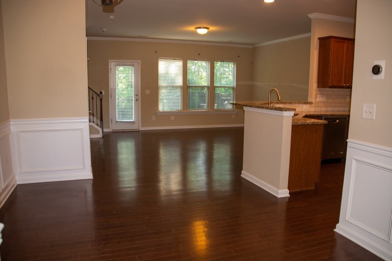 122 Tuftin Dr #1 - Photo 5 of 50