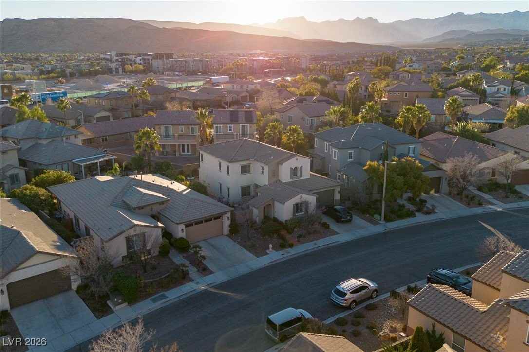 11309 Jasper Grove Ave - Photo 2 of 41