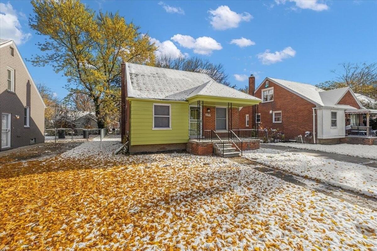 6106 Oldtown St - Photo 3 of 30