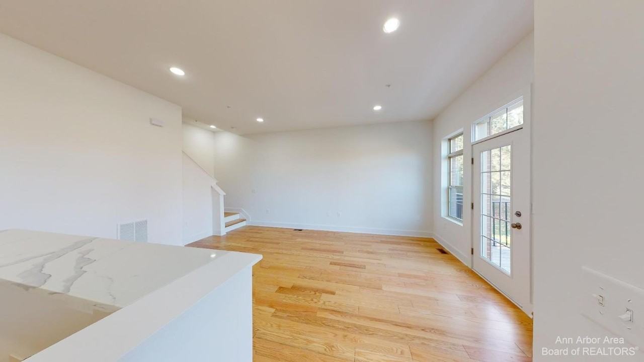 39803 Rockcrest Cir Unit 58 #58 - Photo 3 of 26