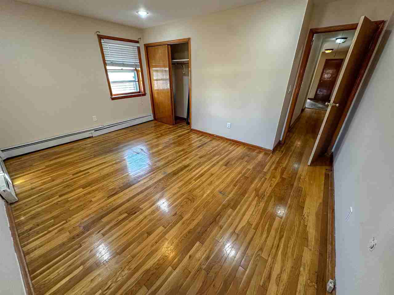 325 John St #5 - Photo 3 of 24