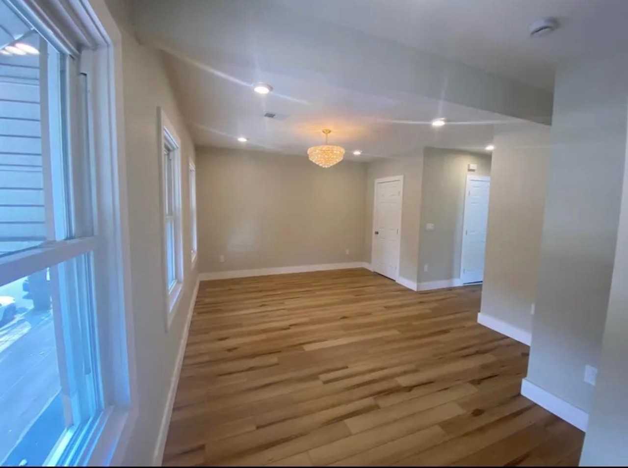 275 Avenue B #2 - Photo 6 of 11