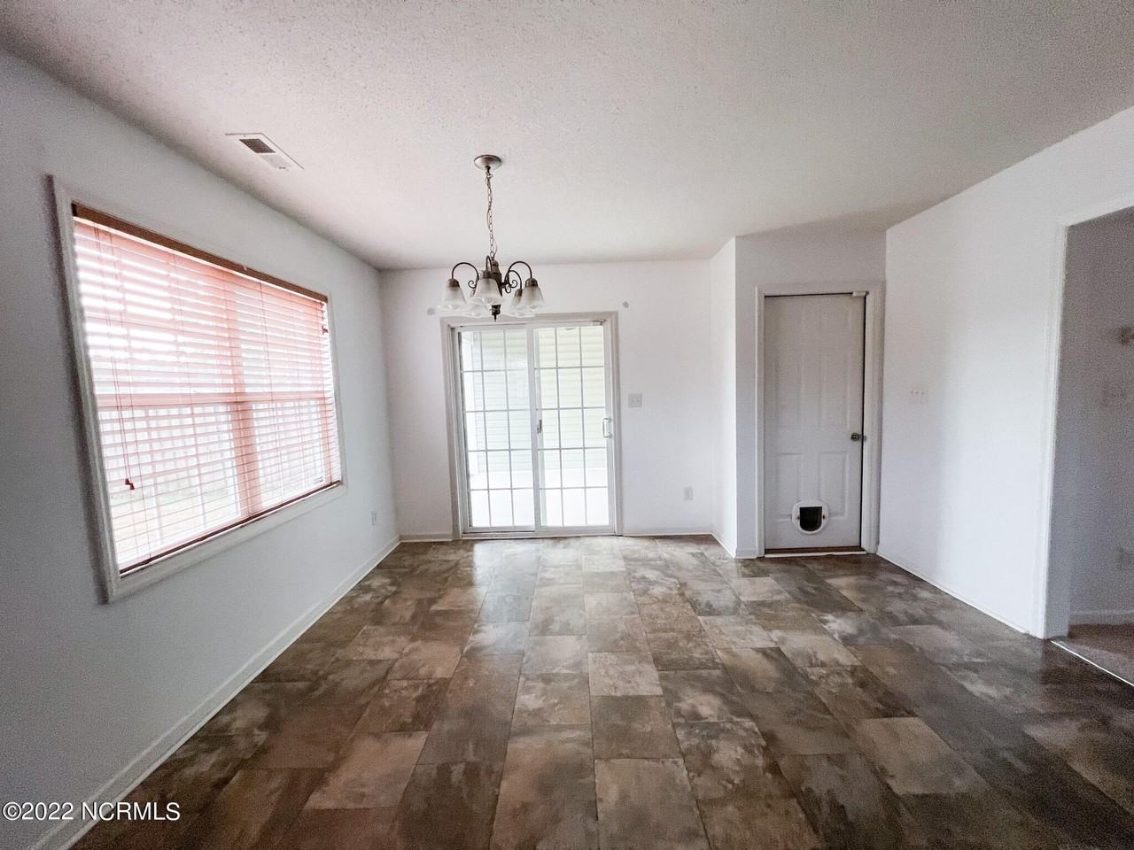 242 Smallwood Rd - Photo 3 of 12