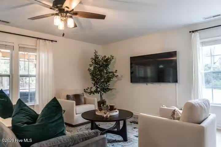 144 Gaston Way - Photo 4 of 24