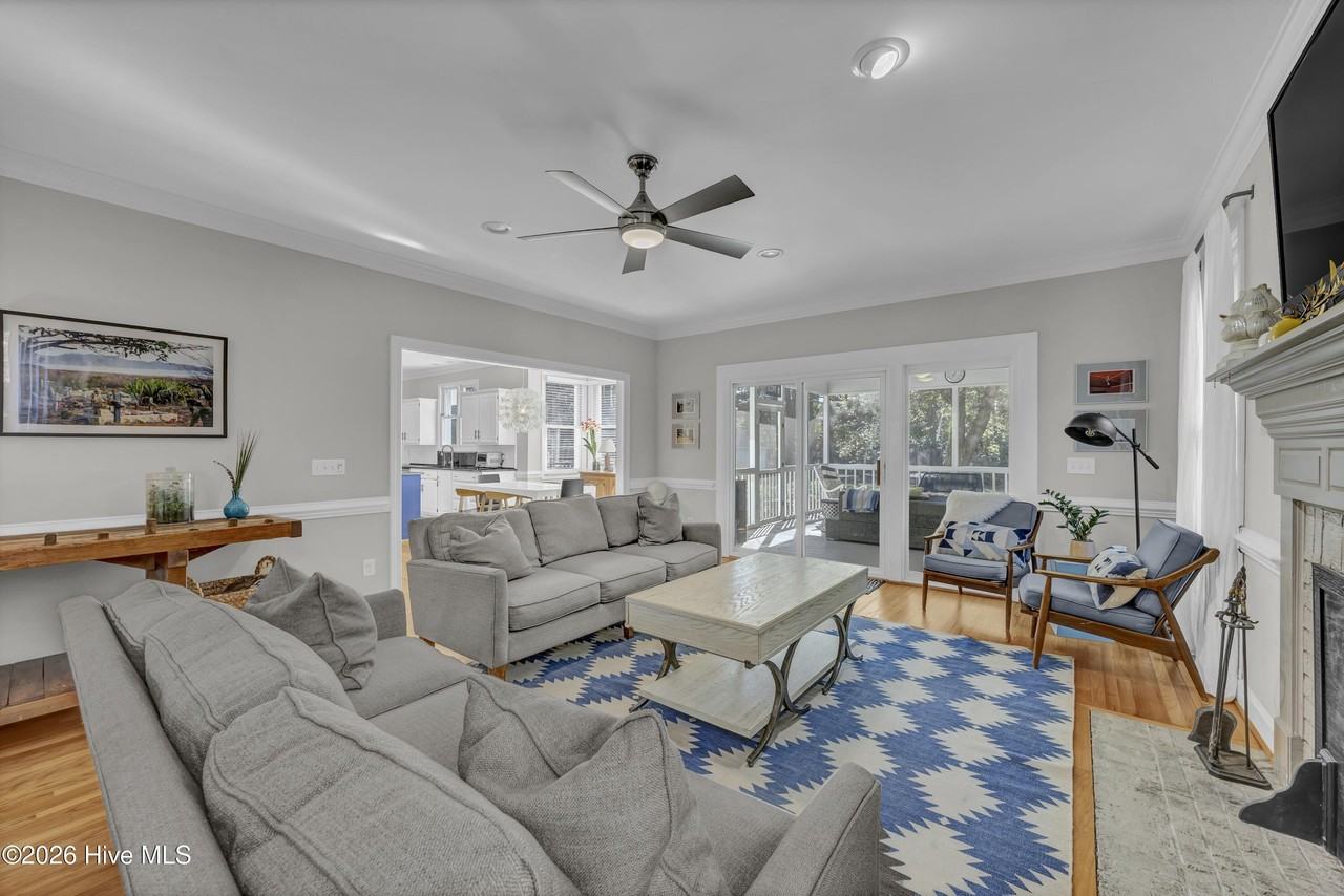 6216 Turtle Hall Dr - Photo 5 of 28