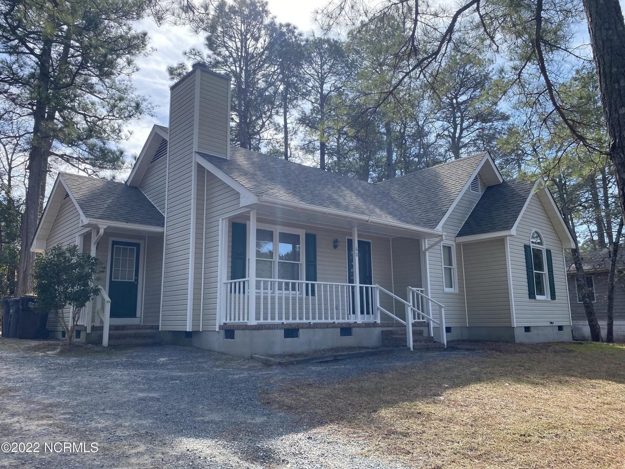 60 Vernon Ln - Photo 2 of 14