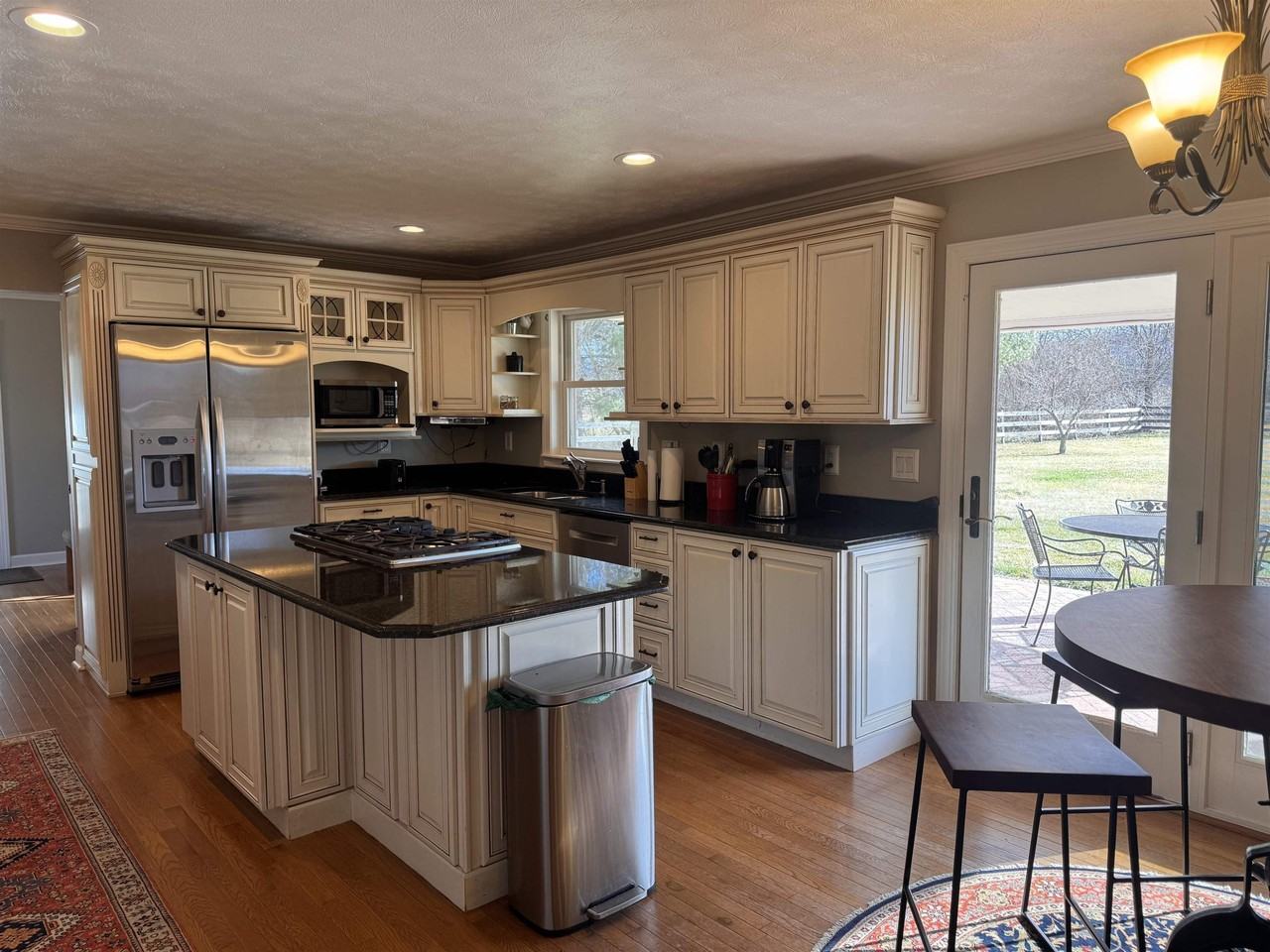 4107 Captain Yancey Rd - Photo 3 of 30