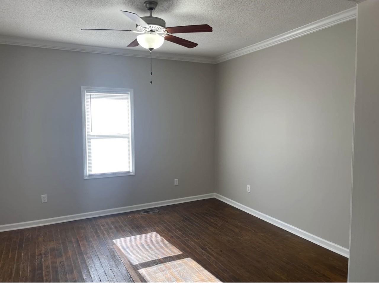 1717 Campbell St #1 - Photo 7 of 9