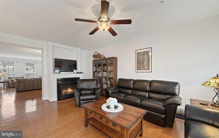 6266 Woodruff Springs Way - Photo 5 of 28